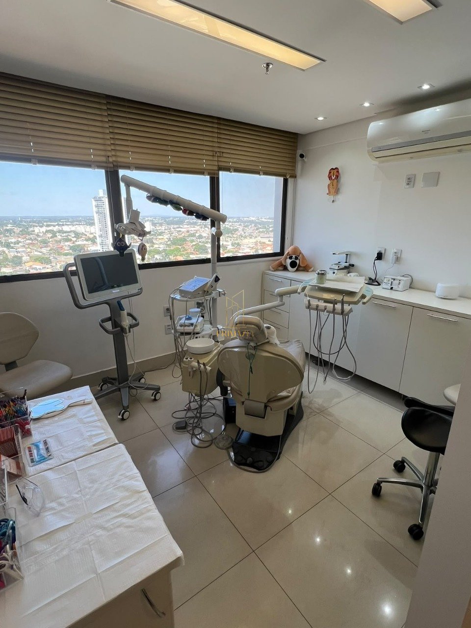 Sala comercial pronta para consultório odontológico em Cuiabá — foto 2