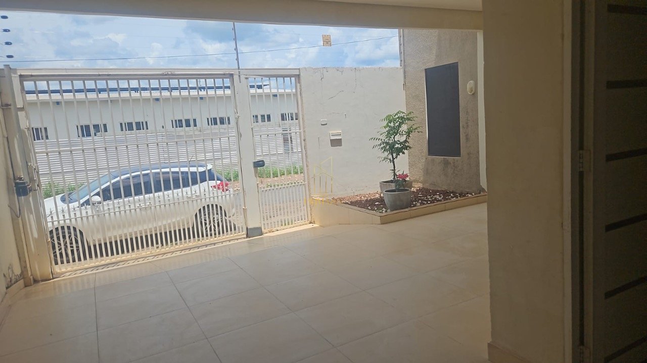Casa à venda no bairro CPA IV / Morada da Serra