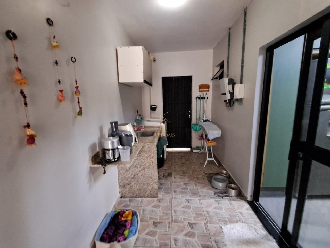 CASA TÉRREA COM 3 SUÍTES E ESPAÇO GOURMET — foto 3