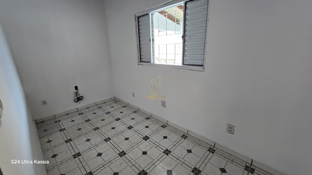 CASA À VENDA - REGIÃO DO CPA IV — foto 7