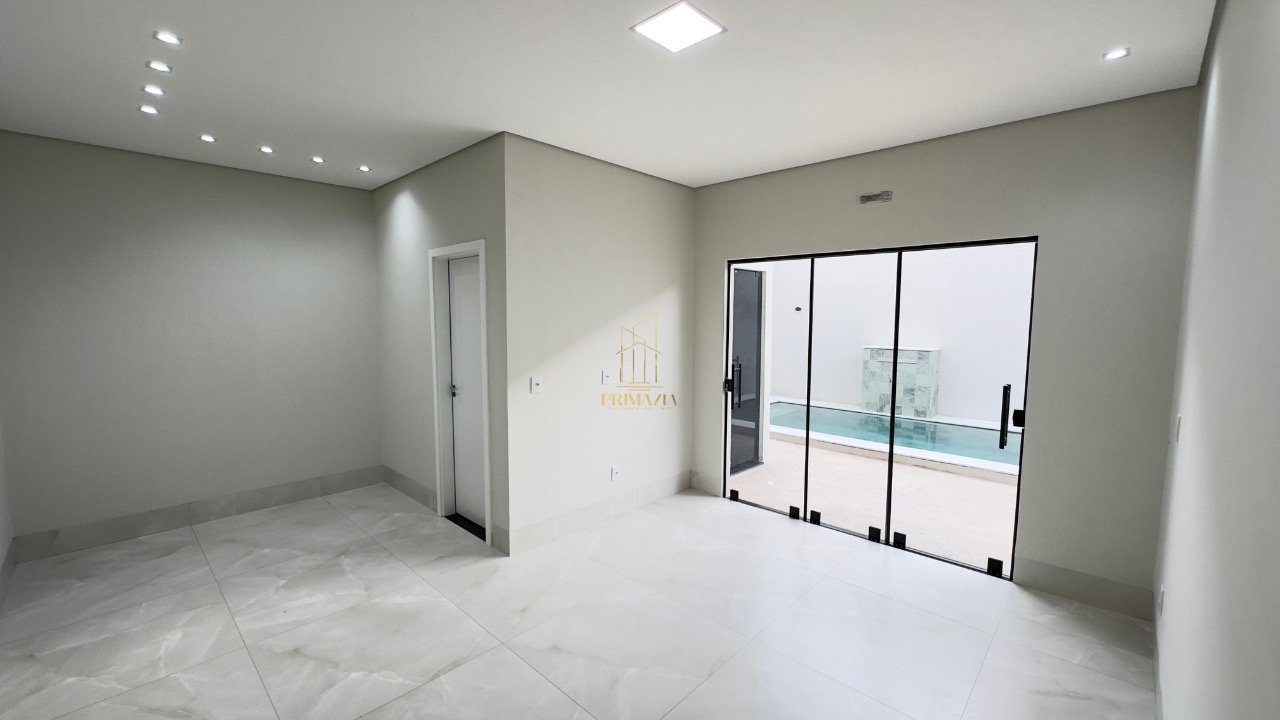 Casa de Alto Padrão no Bairro Chácara dos Pinheiros — foto 3