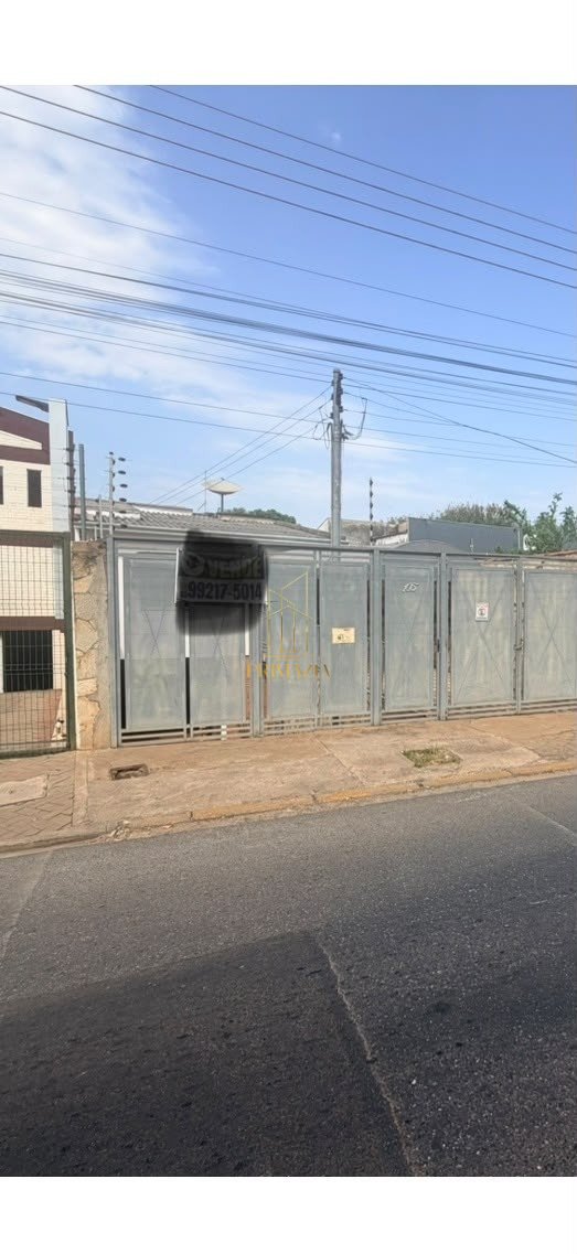 CASA AMPLA À VENDA NO BAIRRO DO PORTO - CUIABÁ/MT — foto 2