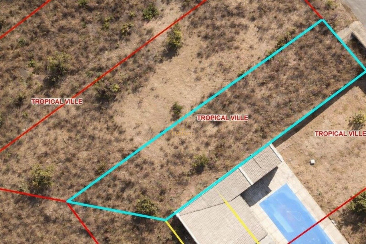 Terreno à venda com 313,44 m² no bairro Residencial Tropical Ville