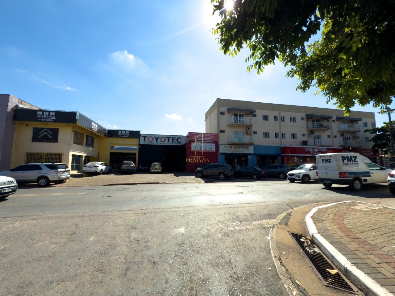Complexo imobiliário à venda na Avenida Carmindo de Campos