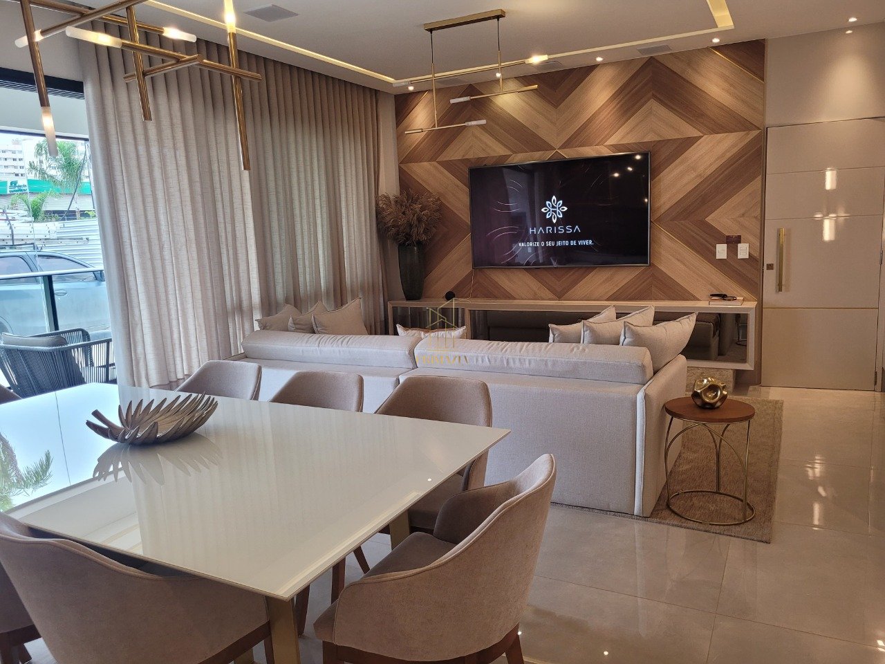 Apartamento á Venda no Edifício Harissa em Cuiabá com  03 Suites