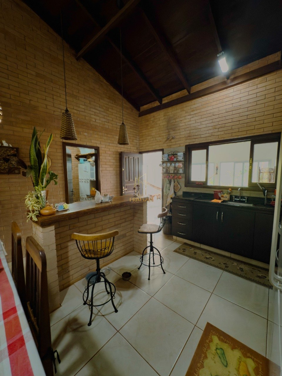 Casa com 3 três suítes na Cidade de Chapada Dos Guimarães — foto 7