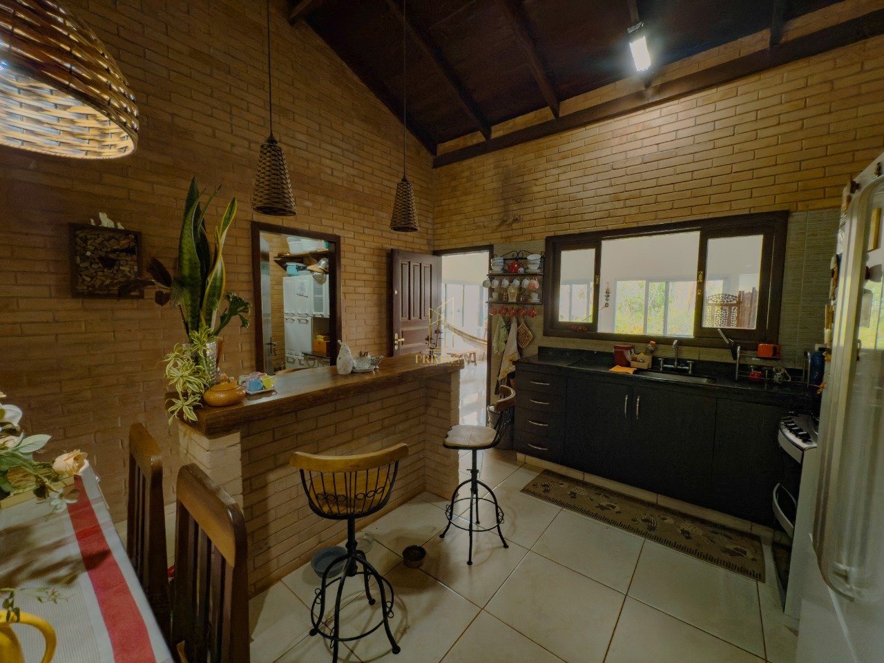 Casa com 3 três suítes na Cidade de Chapada Dos Guimarães — foto 6