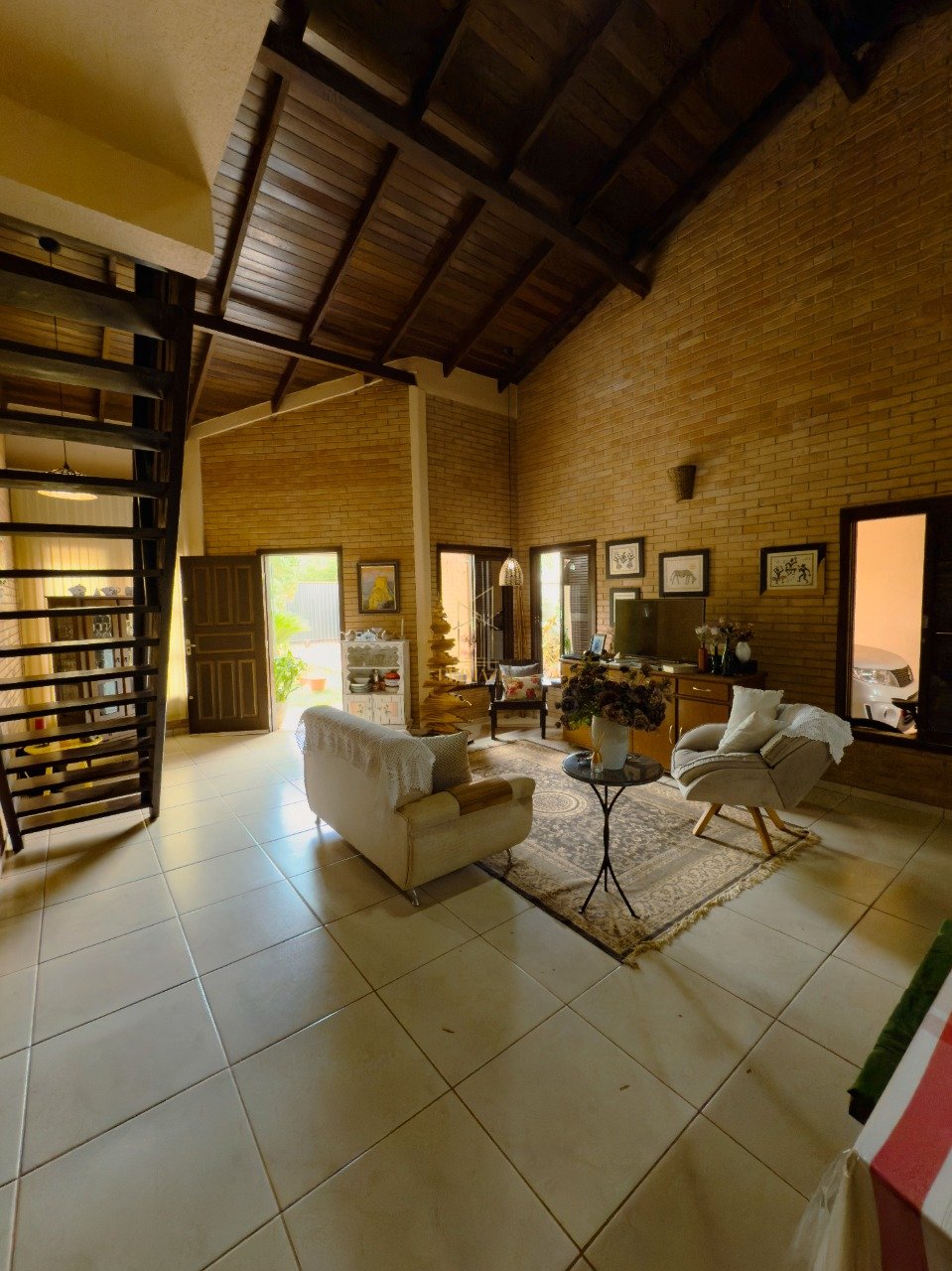 Casa com 3 três suítes na Cidade de Chapada Dos Guimarães — foto 3