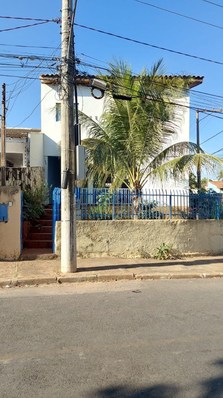 Sobrado Completo no Bairro Lixeira