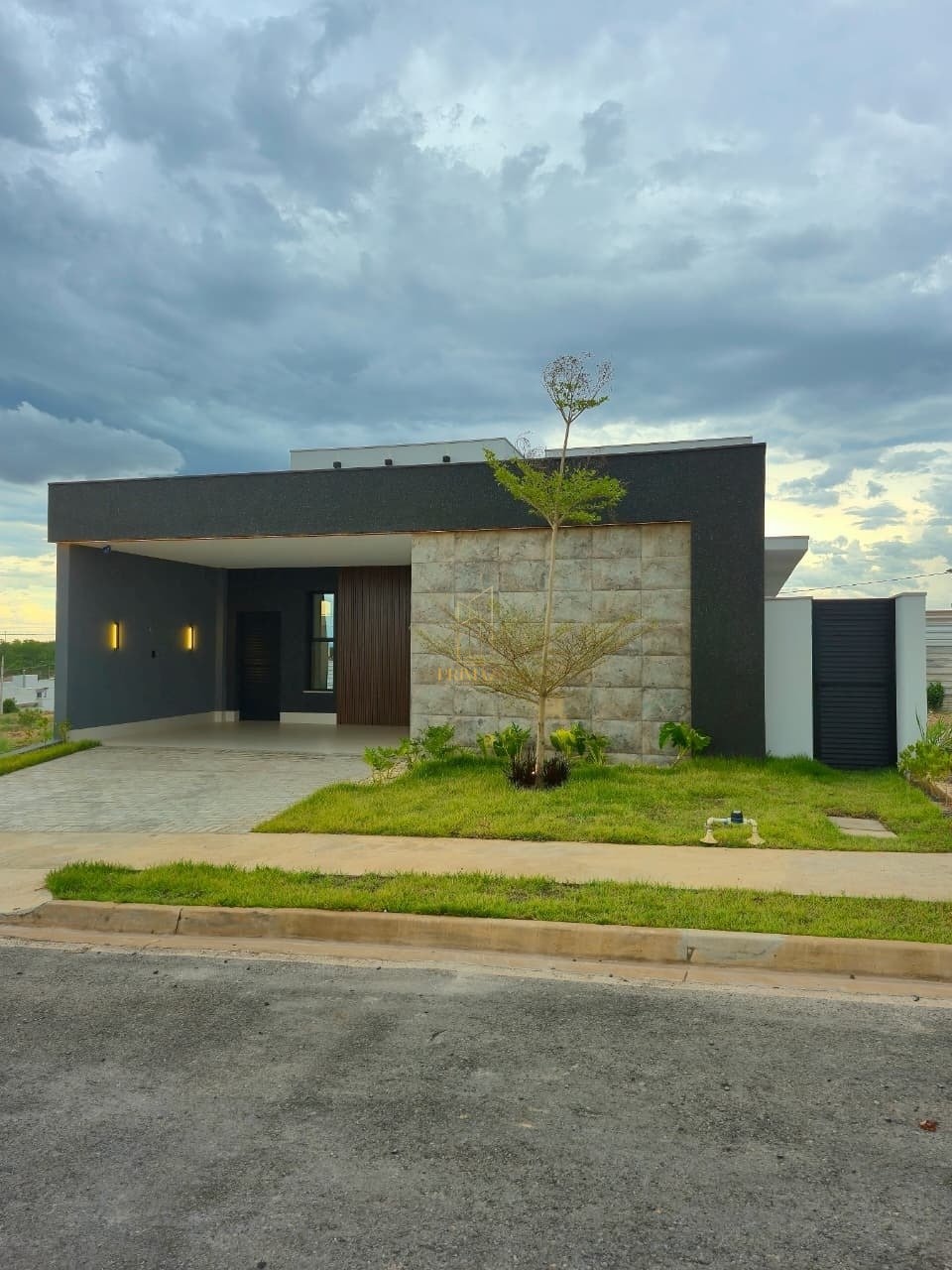 Casa Térrea de Alto Padrão à Venda no Brisas Horizontal - 3 Suítes e Piscina em Cuiabá — foto 5
