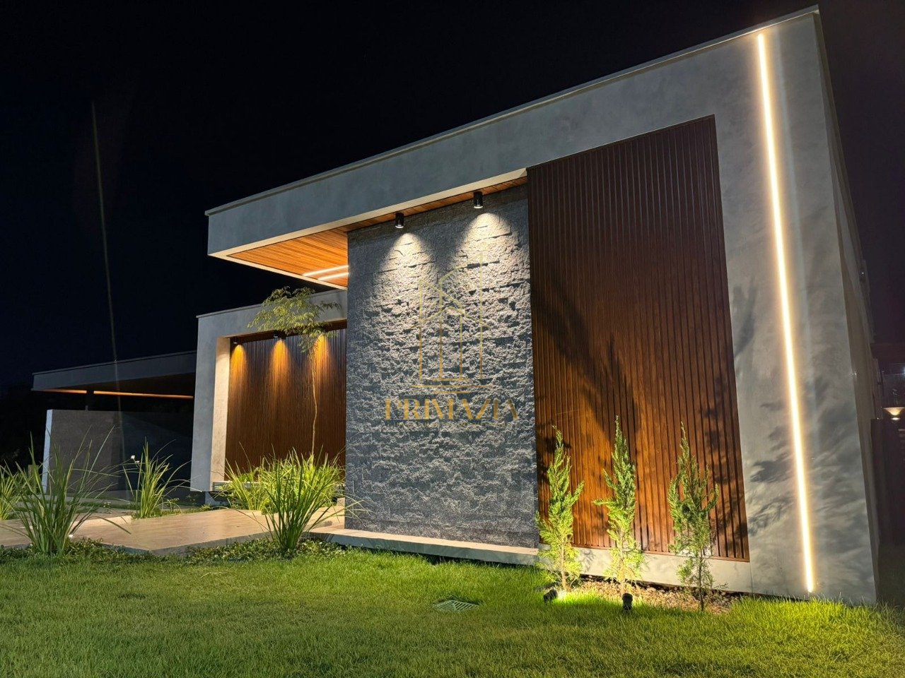 Casa Exclusiva à Venda no  Condominio Florais da Mata 4 suites