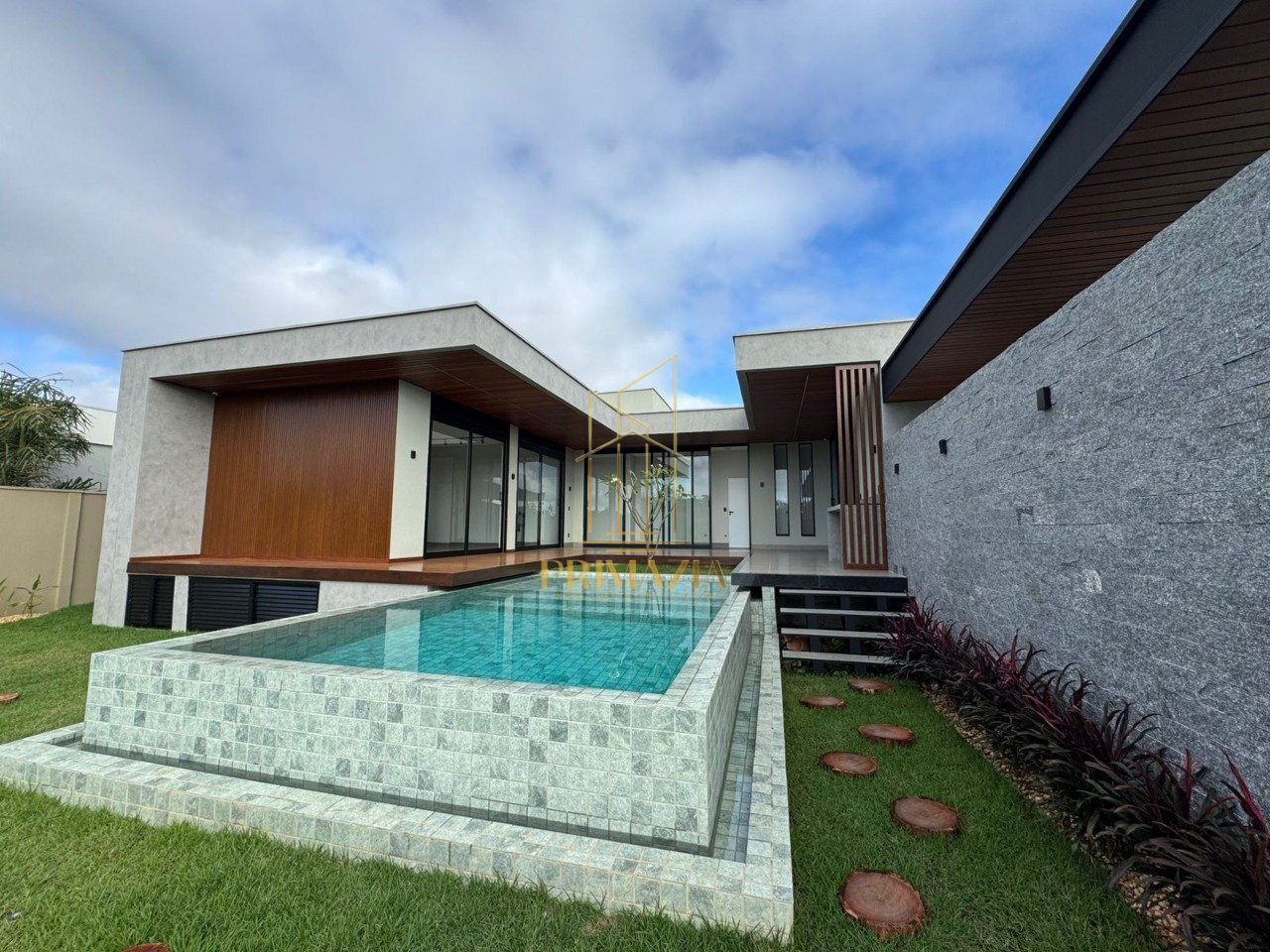 Casa Exclusiva à Venda no  Condominio Florais da Mata 4 suites — foto 6