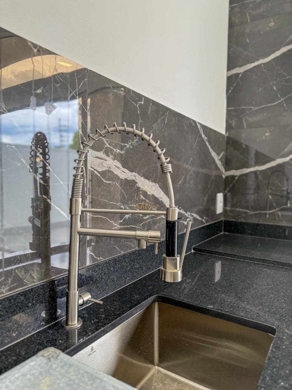 Exclusiva Casa de Luxo Bairro Jardim Universitário 3 quartos 1 suíte — foto 4