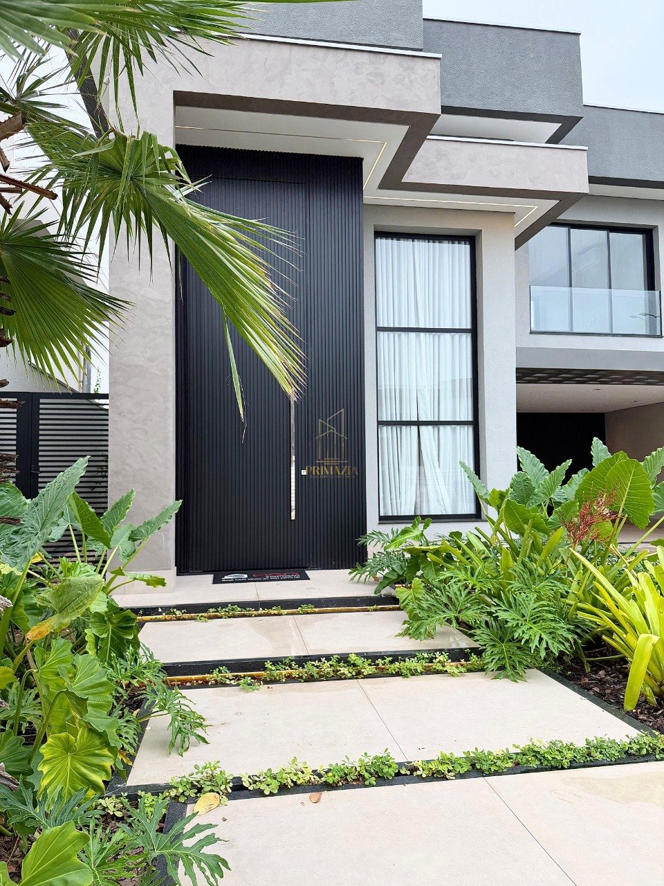 Casa à Venda no Florais do Parque em Cuiabá | 3 Suítes, Mobiliada e Automatizada — foto 1