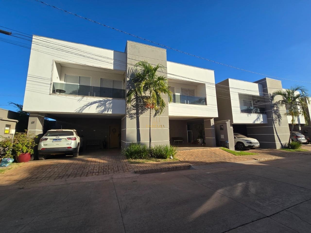 SOBRADO MOBILIADO À VENDA - CONDOMÍNIO PÉROLA RARA — foto 3