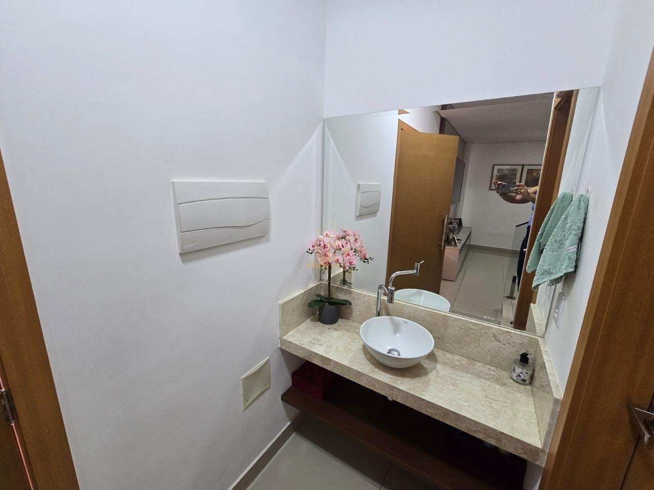 SOBRADO MOBILIADO À VENDA - CONDOMÍNIO PÉROLA RARA — foto 7