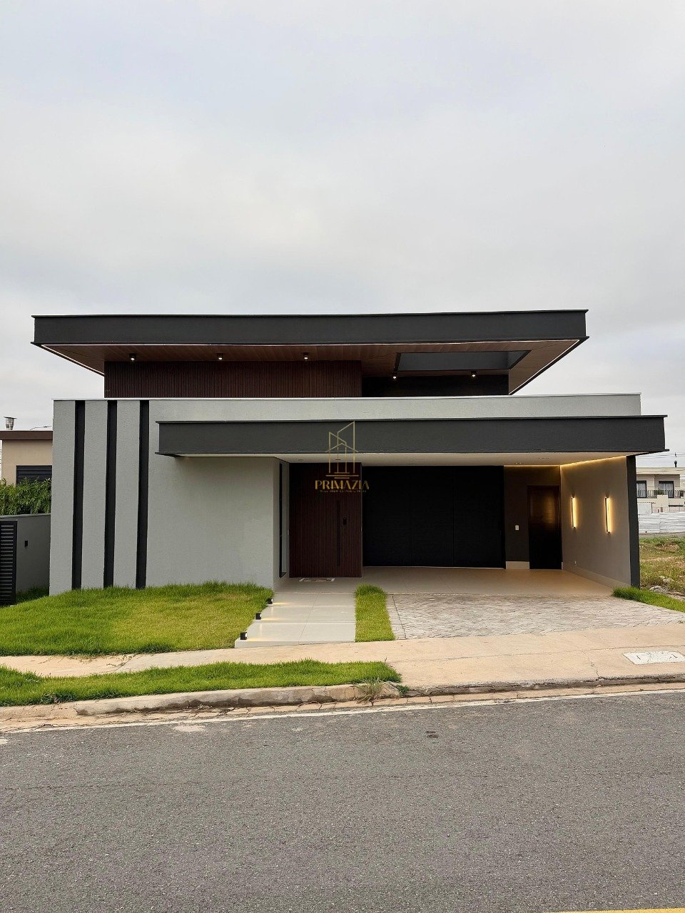 Casa Térrea à Venda no Brisas Horizontal em Cuiabá com Piscina Aquecida — foto 3