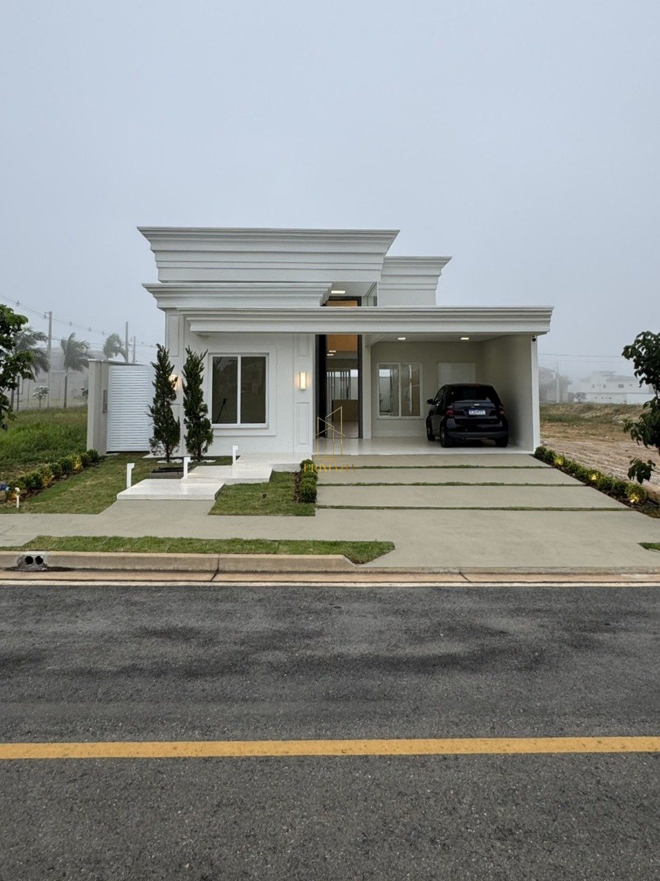 Casa Térrea Neoclássica à Venda no Florais Chapada | 3 Suítes e Piscina Aquecida — foto 2