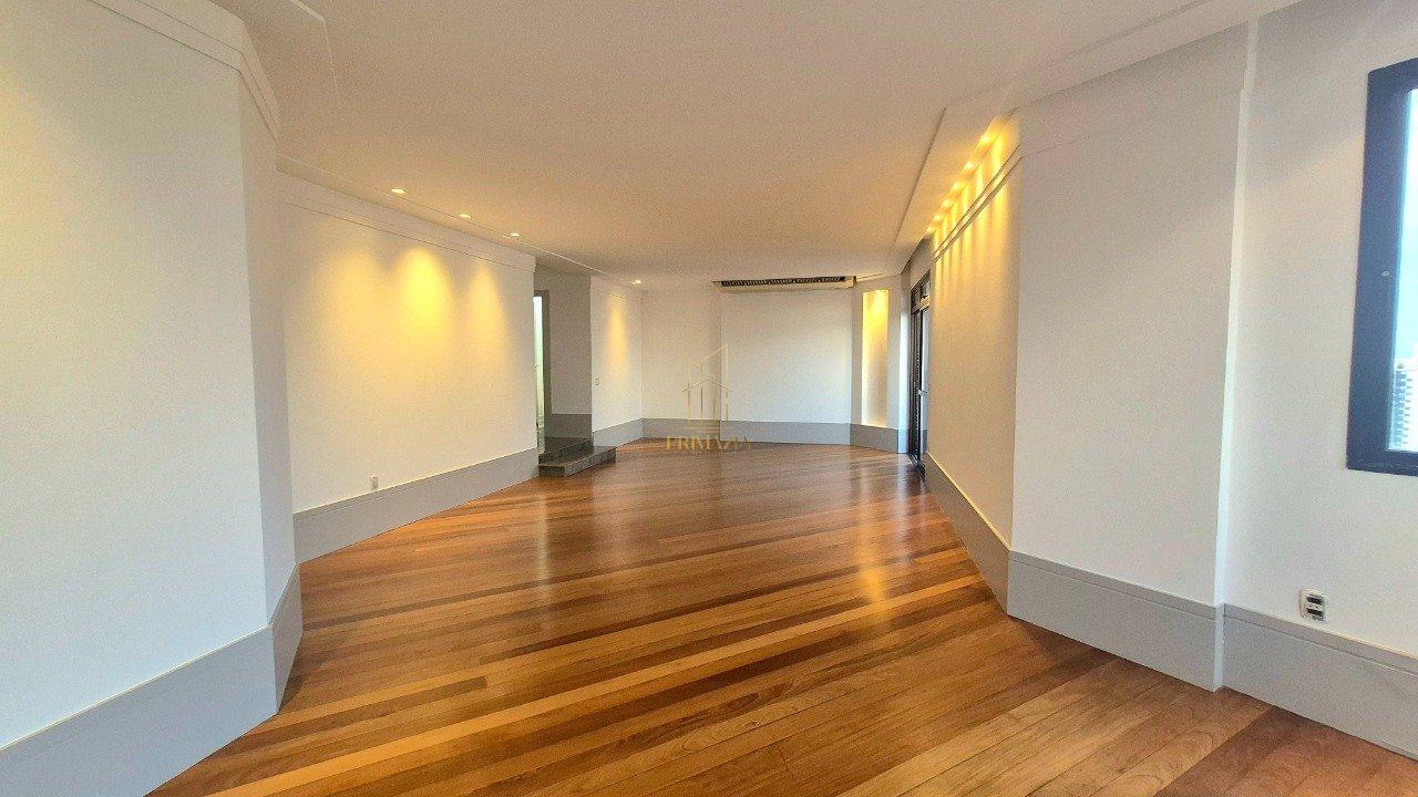 Apartamento de Alto Padrão à Venda no Edifício Mediterranee - 346 m² em Cuiabá — foto 2