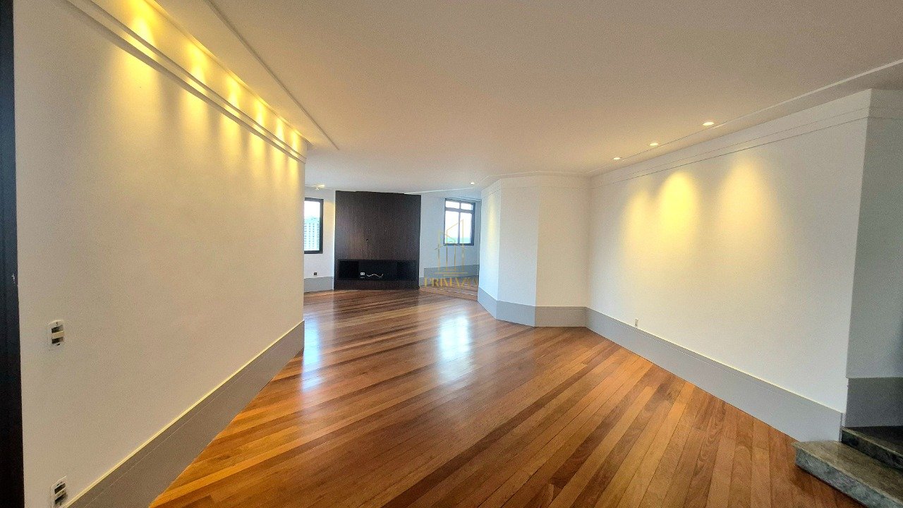 Apartamento de Alto Padrão à Venda no Edifício Mediterranee - 346 m² em Cuiabá — foto 3
