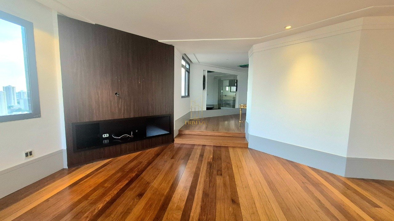 Apartamento de Alto Padrão à Venda no Edifício Mediterranee - 346 m² em Cuiabá — foto 4